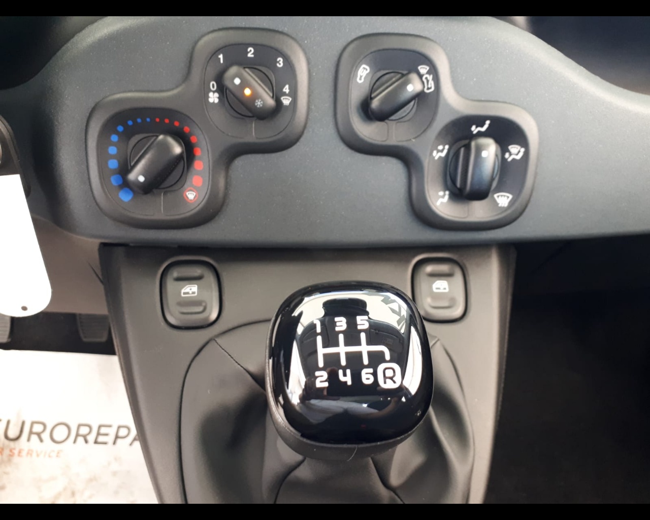 Foto FIAT Panda 1.0 firefly hybrid s&s 70cv 5p.ti