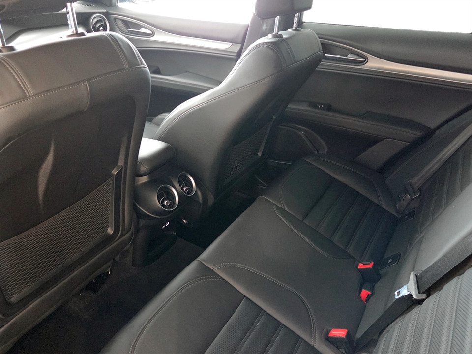 ALFA ROMEO Stelvio 2.2 t Veloce Q4 210cv auto Diesel usato - 16