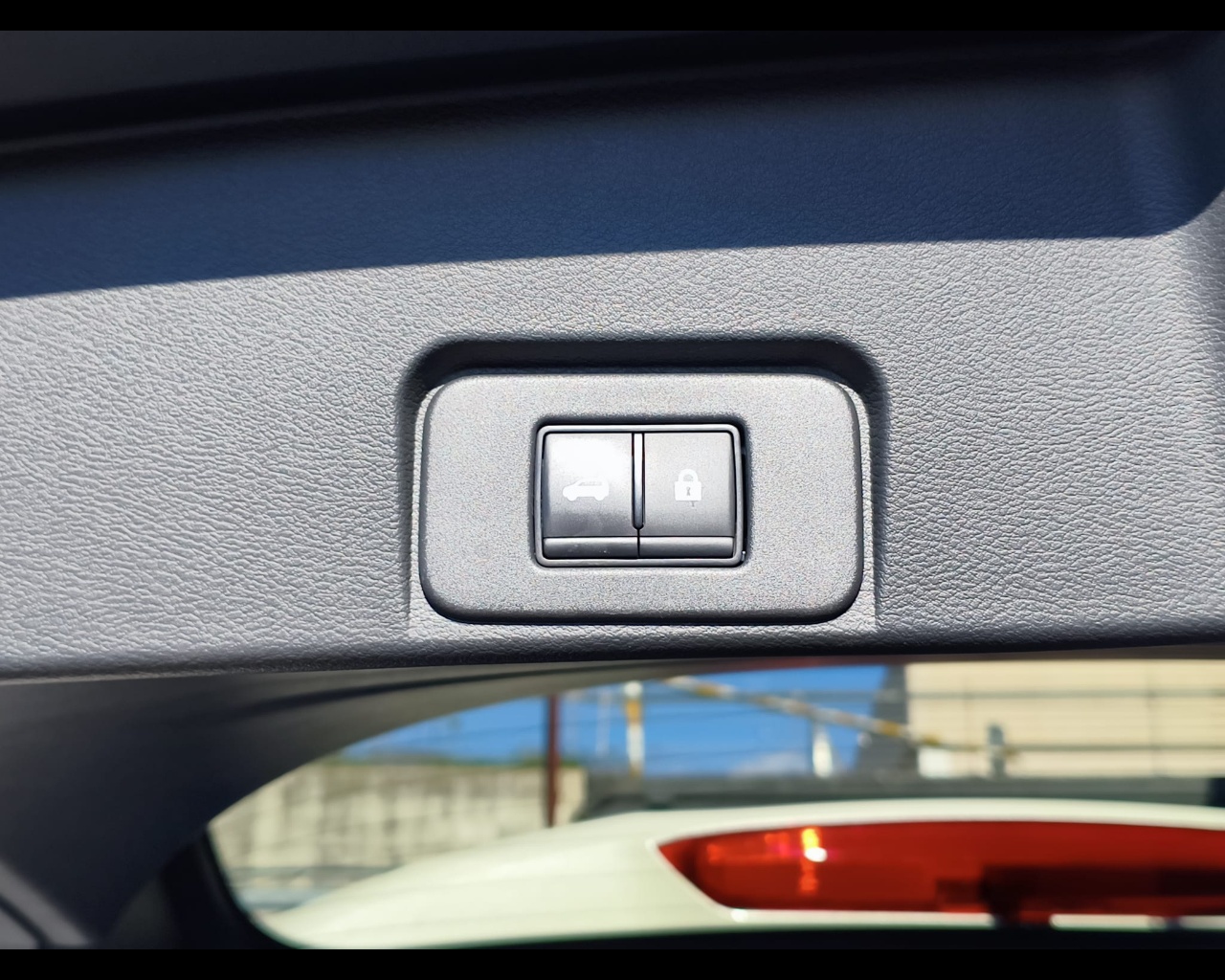 Foto NISSAN X-Trail 1.5 e-power Tekna e-4orce 4wd auto 7p.t