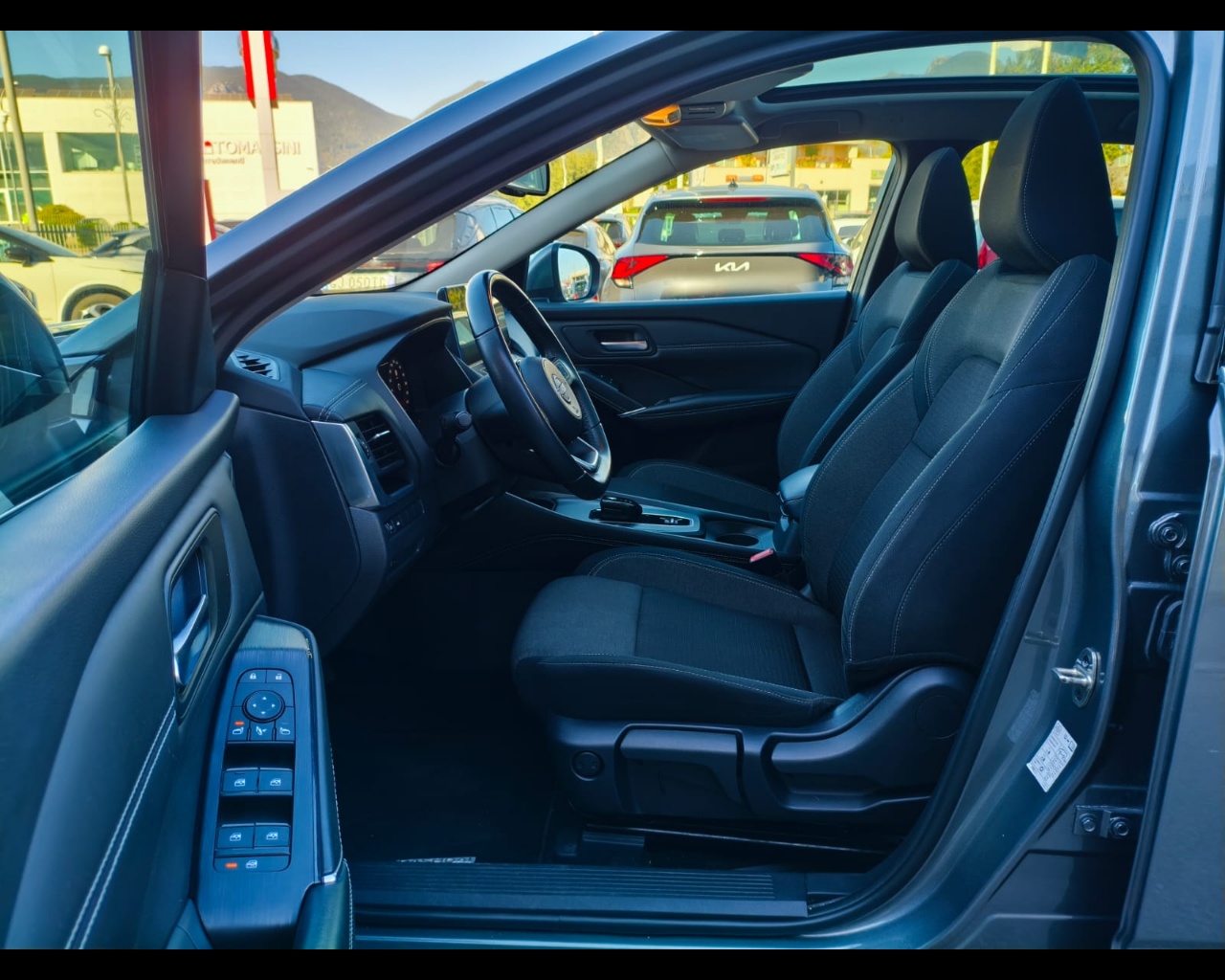 Foto NISSAN Qashqai 1.5 e-power N-Connecta 2wd