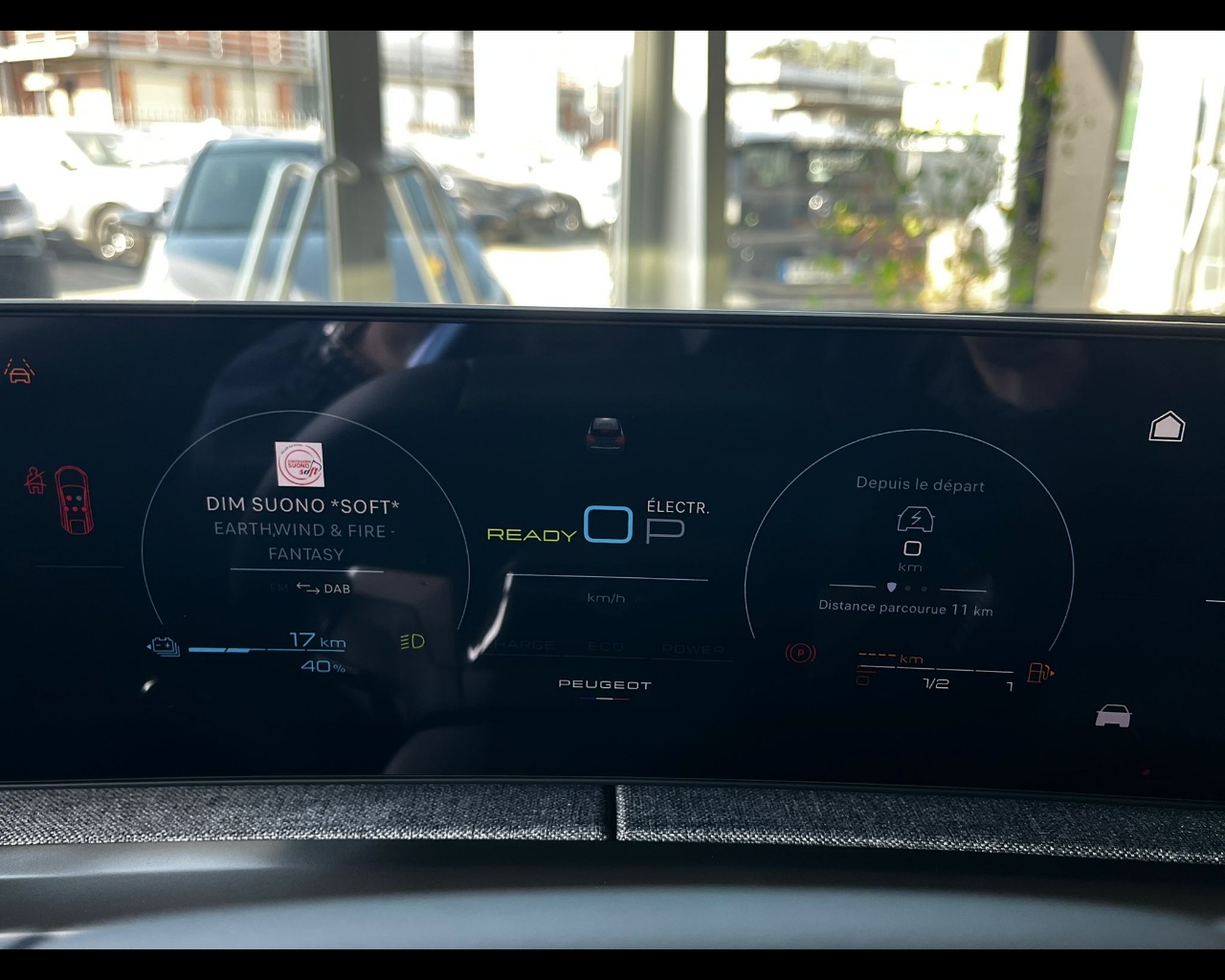 Foto PEUGEOT Nuova 3008 GT - Plug-in HYBRID 195