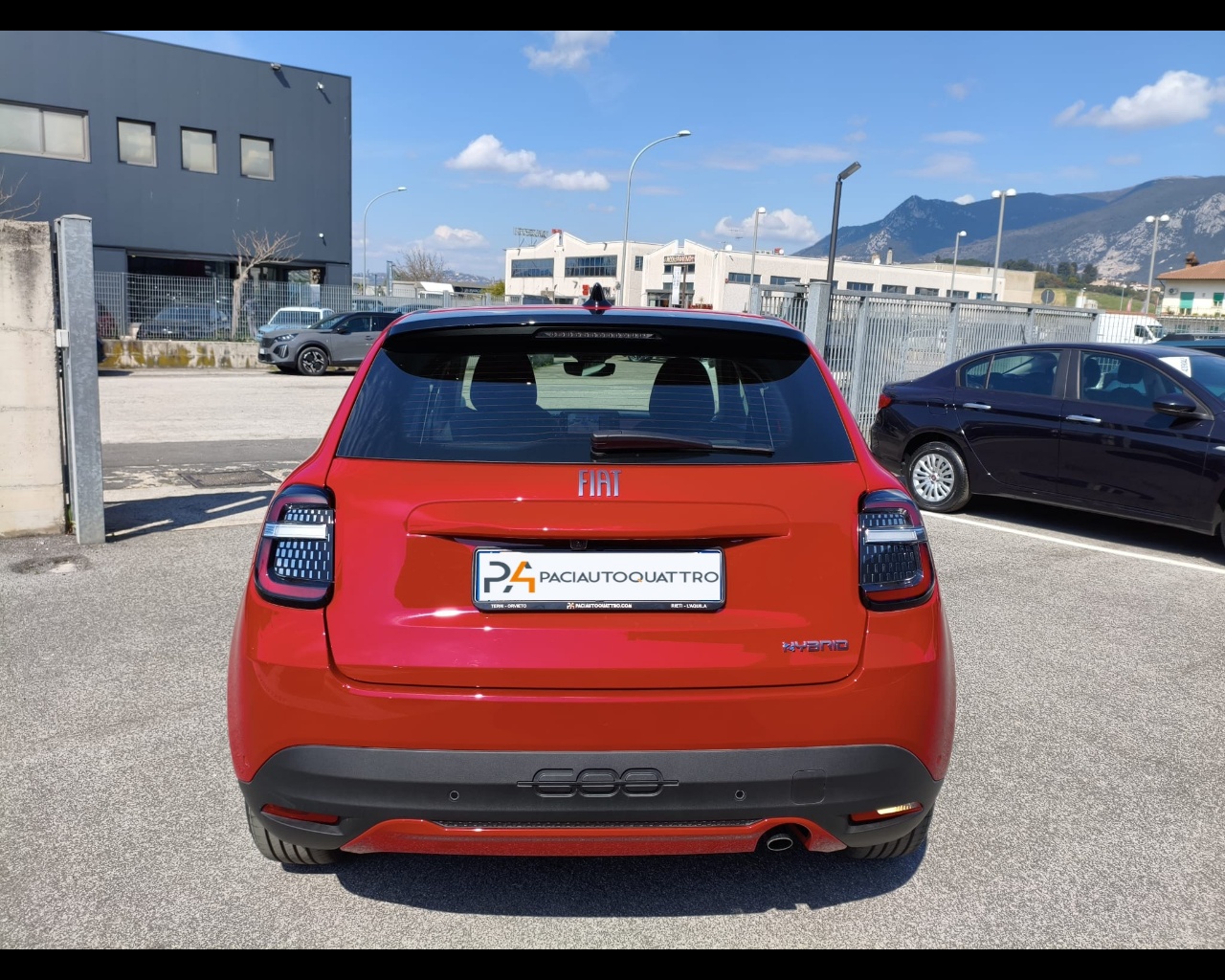 Foto FIAT 600 Hybrid 600 Serie SpecialeIcon - Configurazione Non Ordinabile