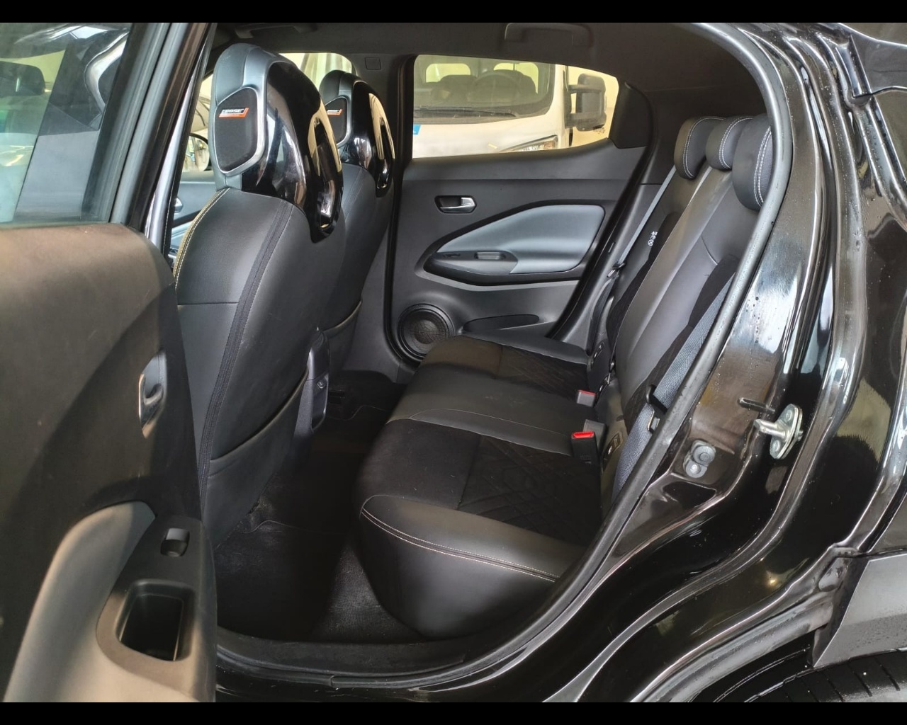 Foto NISSAN Juke 1.0 dig-t Tekna 114cv dct