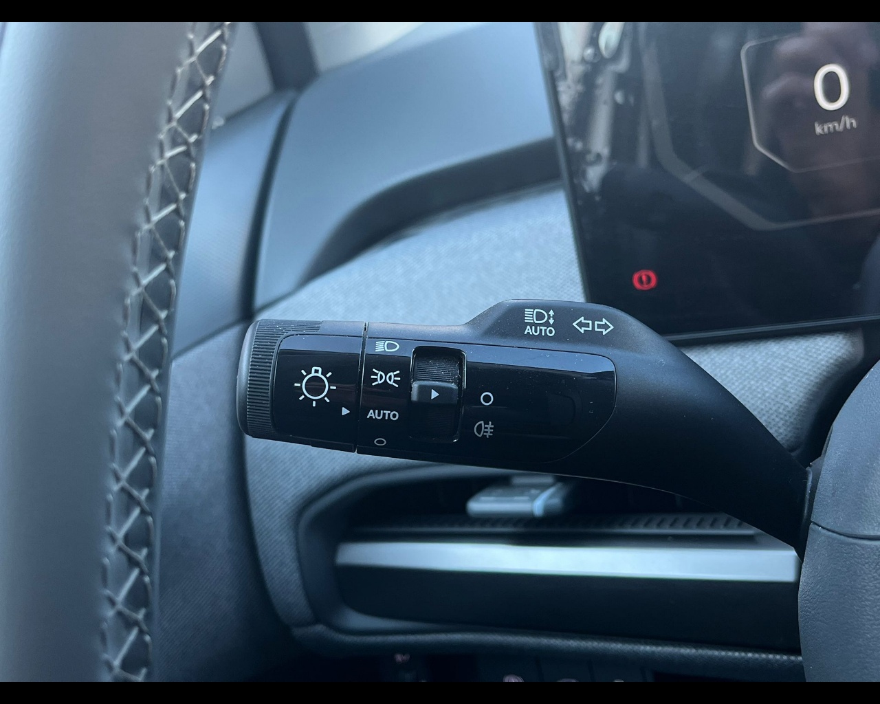 Foto KIA EV3 LR FWD EARTH