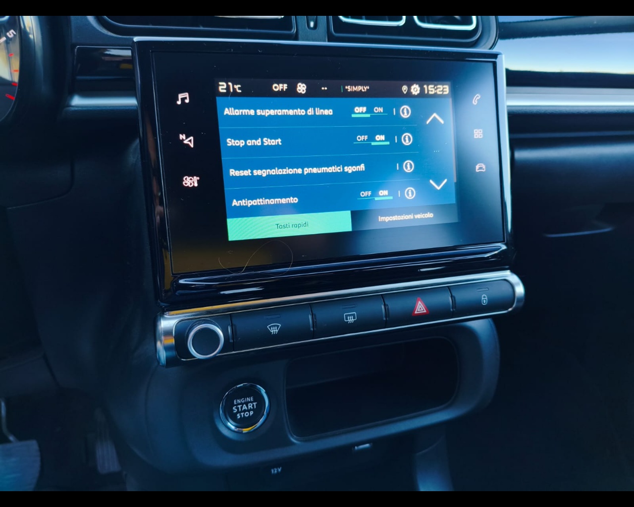 Foto CITROEN C3C3 1.2 puretech Shine Pack s&s 83cv