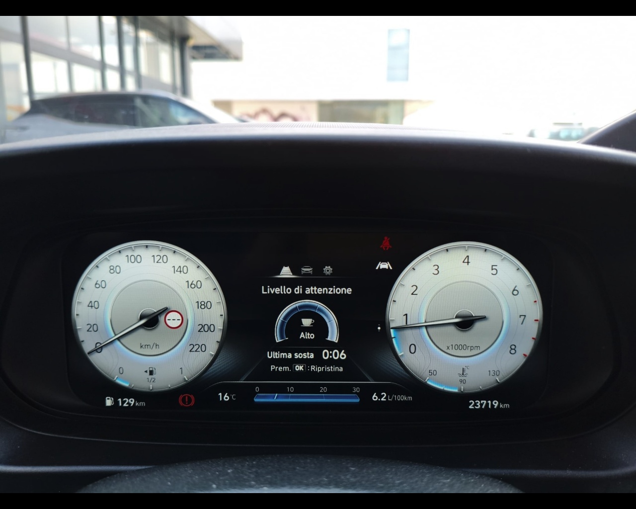 Foto HYUNDAI i20 1.2 mpi Connectline Exterior Pack