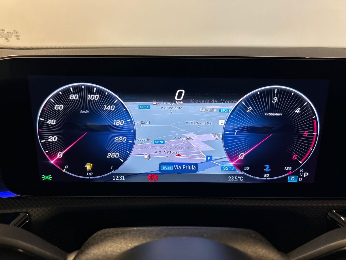 Mercedes Classe A Classe A 180 D Advanced Plus AMG Line 8G-DCT - 13