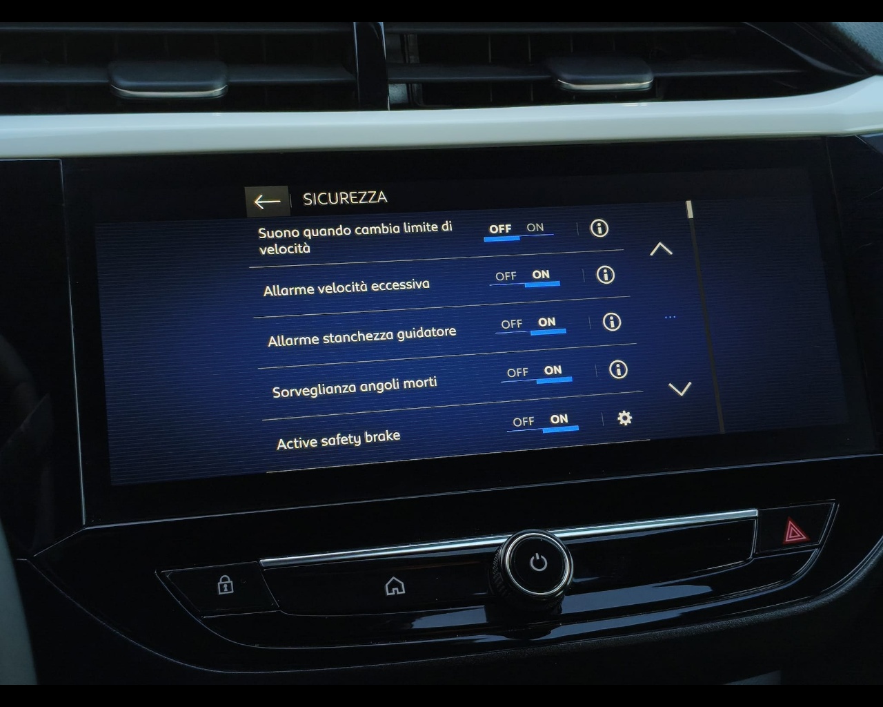 Foto OPEL Corsa 1.2 GS s&s 100cv