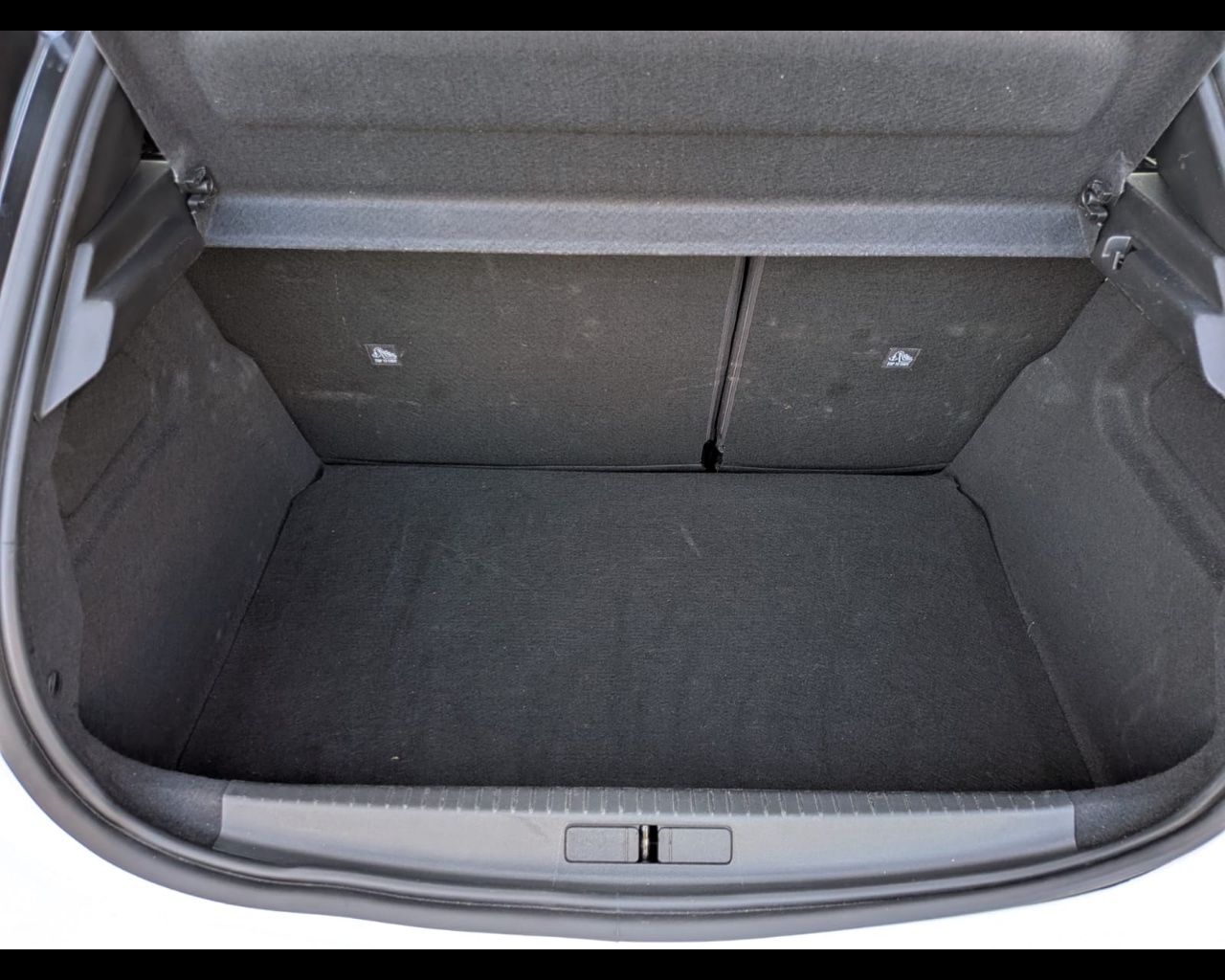 Foto OPEL Corsa 1.2 GS s&s 100cv