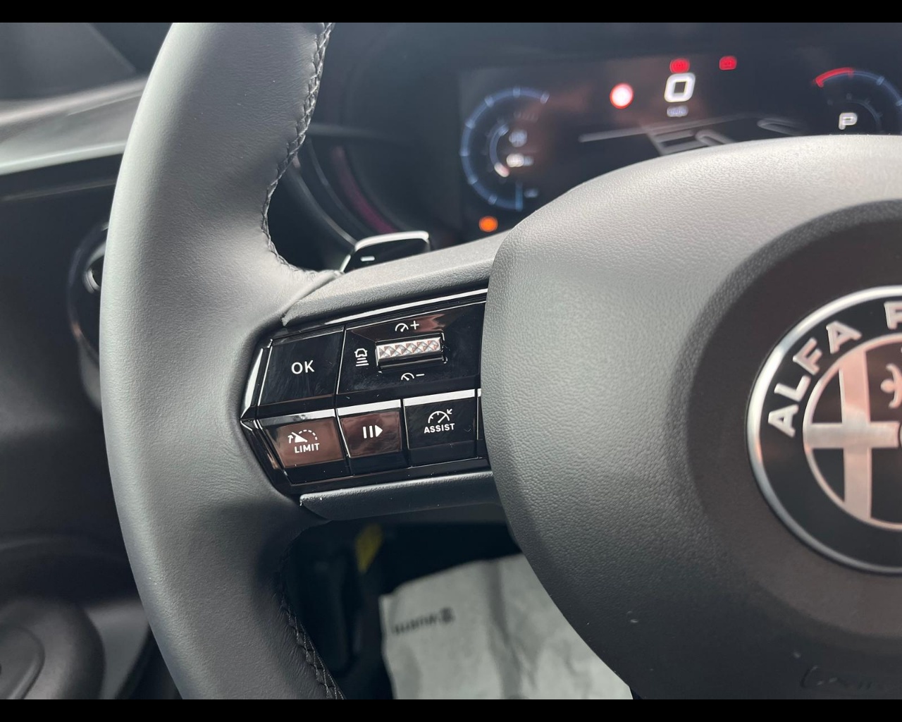 Foto ALFA ROMEO Junior Ibrida Ibrida Q4 1.2 136cv Hybrid Edct6