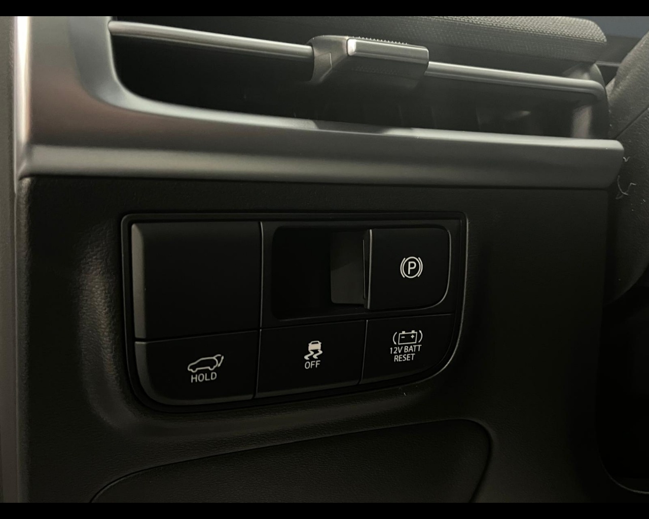 Foto HYUNDAI TUCSON PE 1.6HEV AT 2WD EXELLENCE+LP+PP