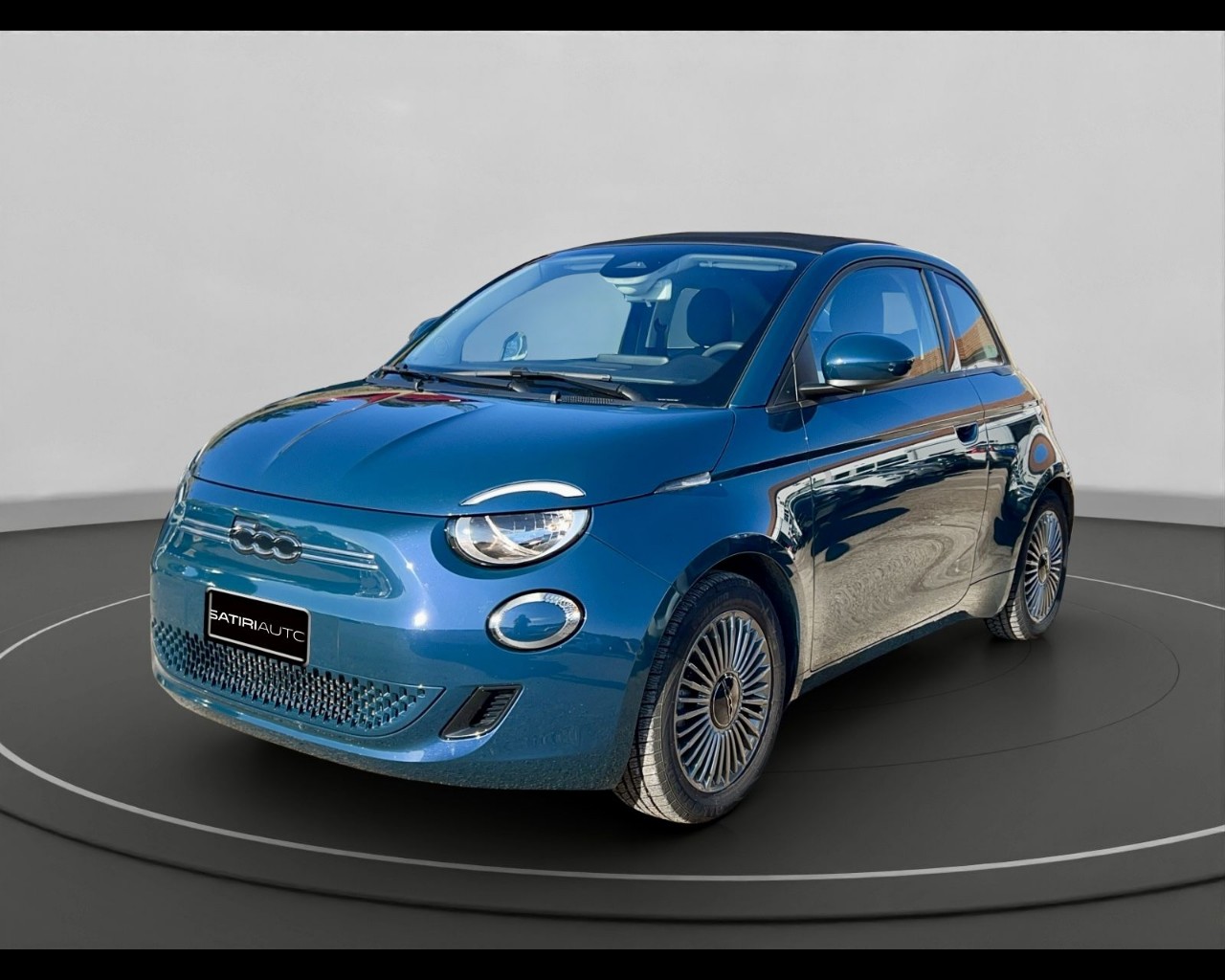 500e Cabrio – 500e Cabrio 42 kWh Icon