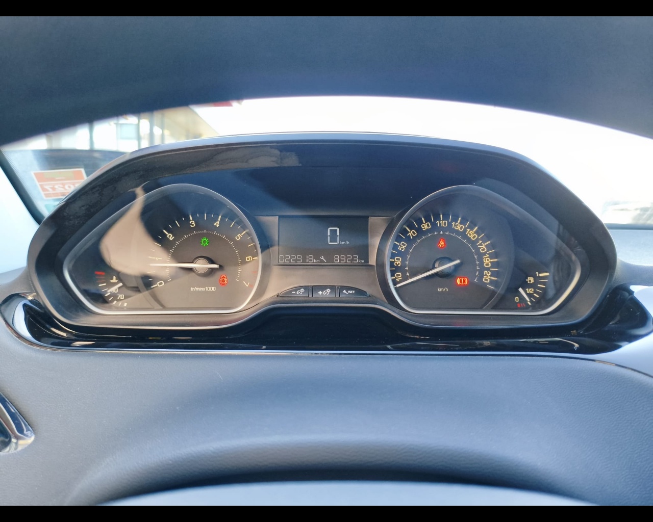 Foto PEUGEOT 208 5p 1.0 puretech Active 68cv