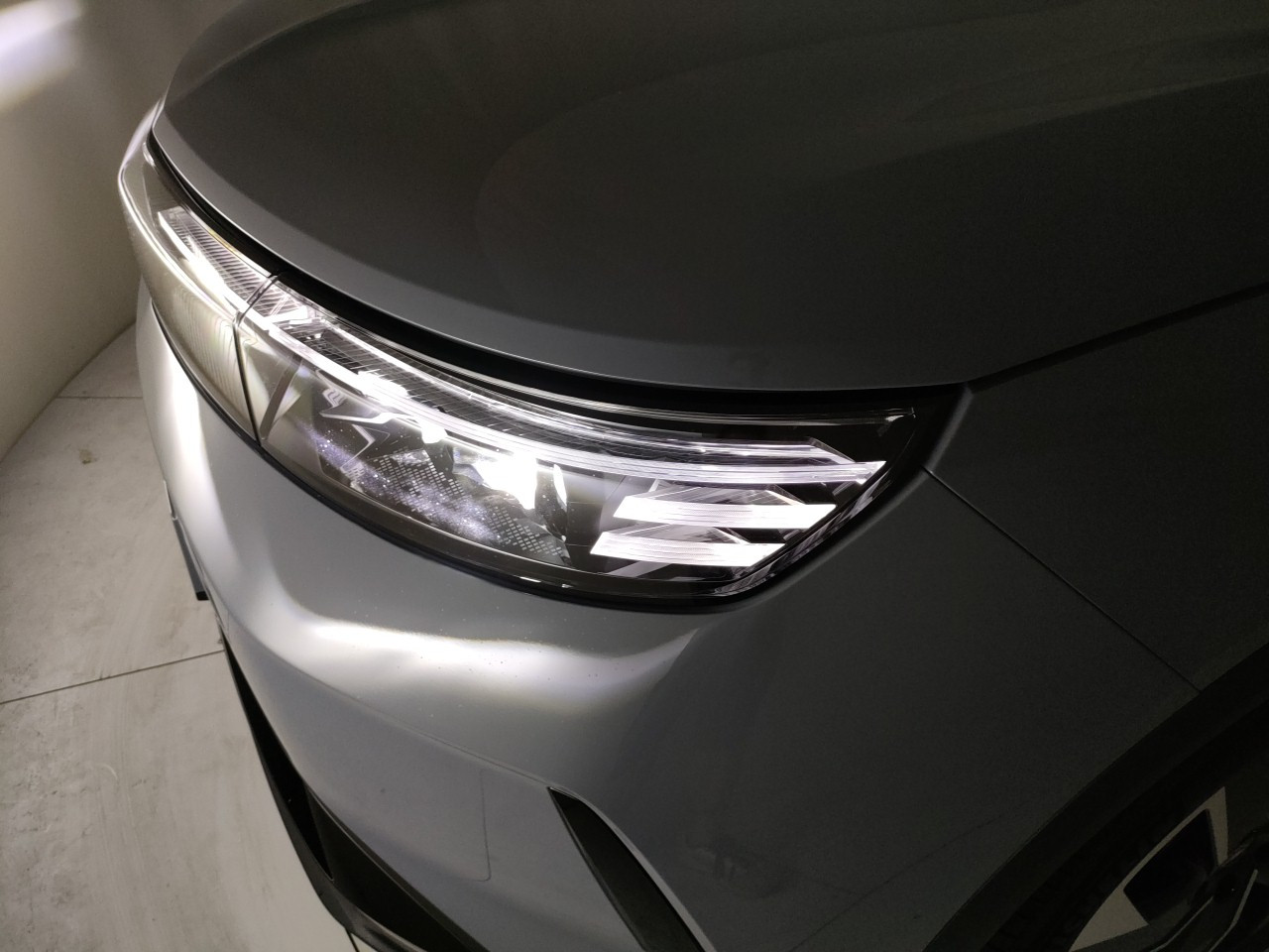 Opel Grandland Nuovo Ibrido benzina Grandland Porto Mantovano