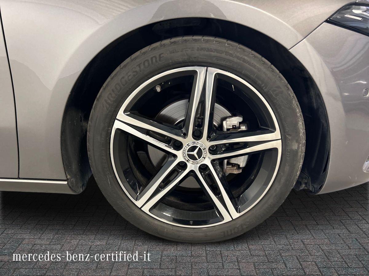 Mercedes Classe A Classe A 180 D Sport Night edition 8G-DCT - 17