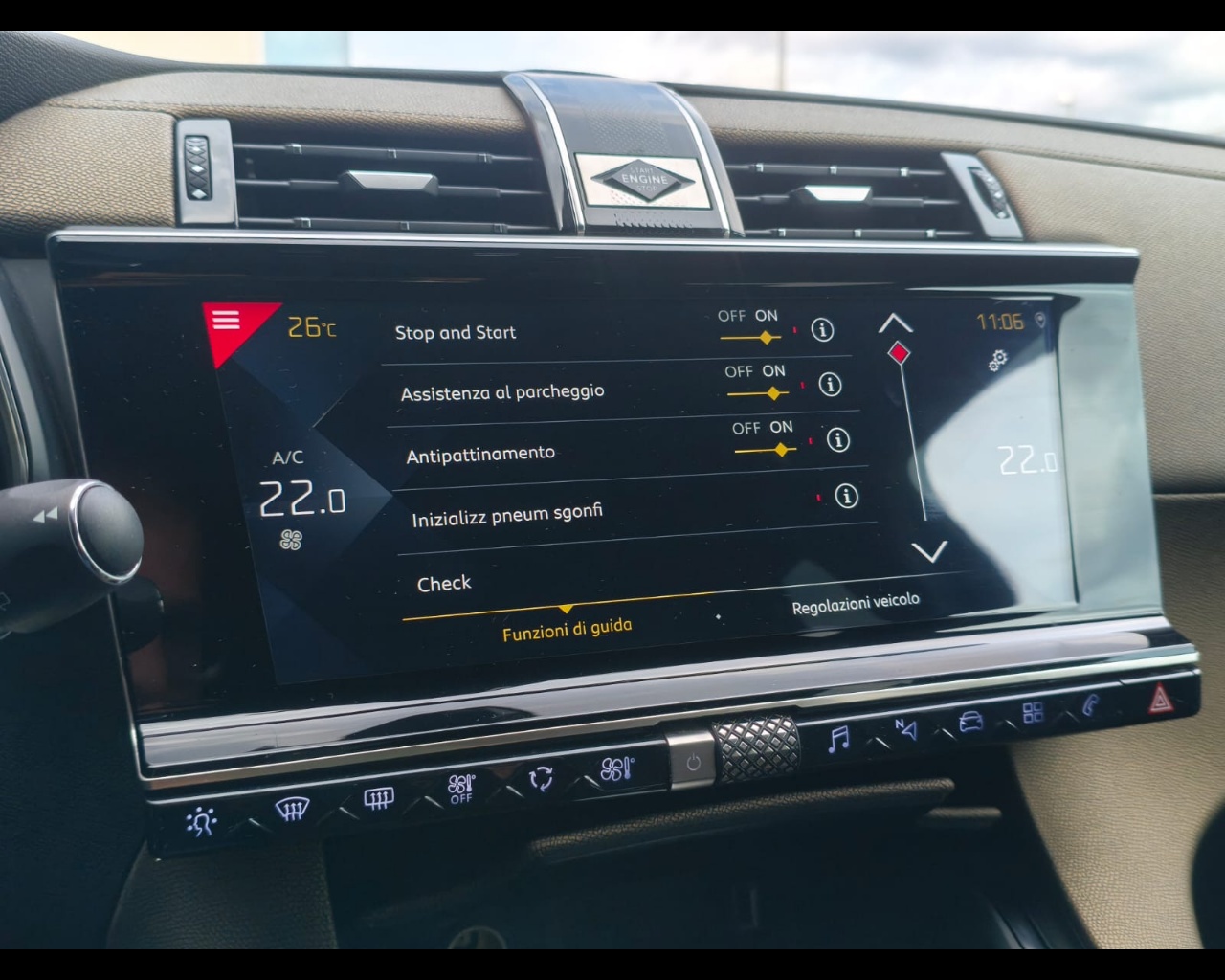 Foto DS DS7 Crossback 1.5 bluehdi Grand Chic 130cv auto