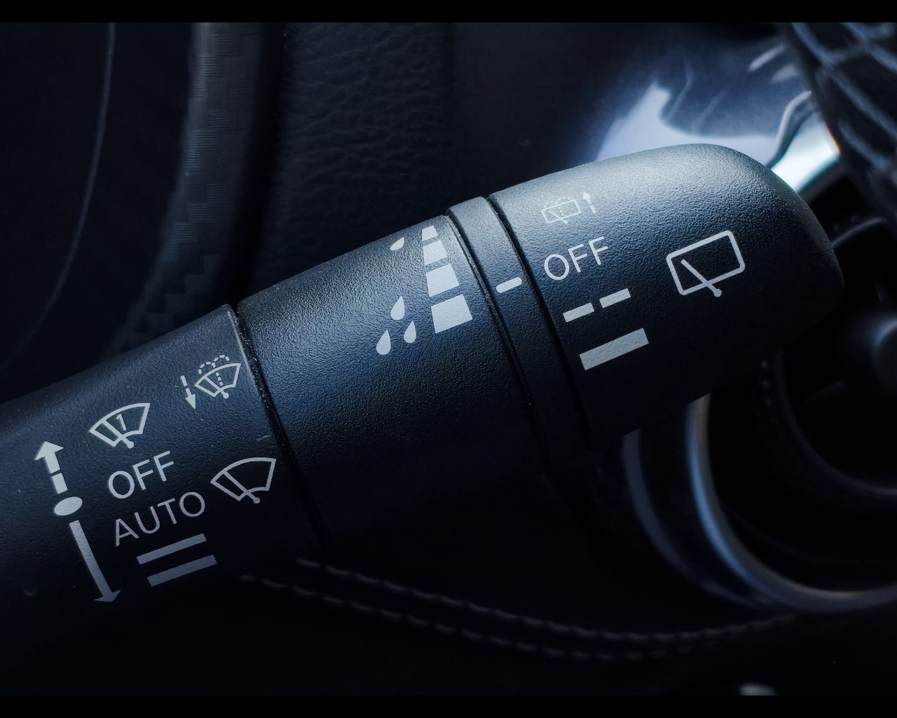 Foto NISSAN Juke 1.0 dig-t N-Connecta 114cv