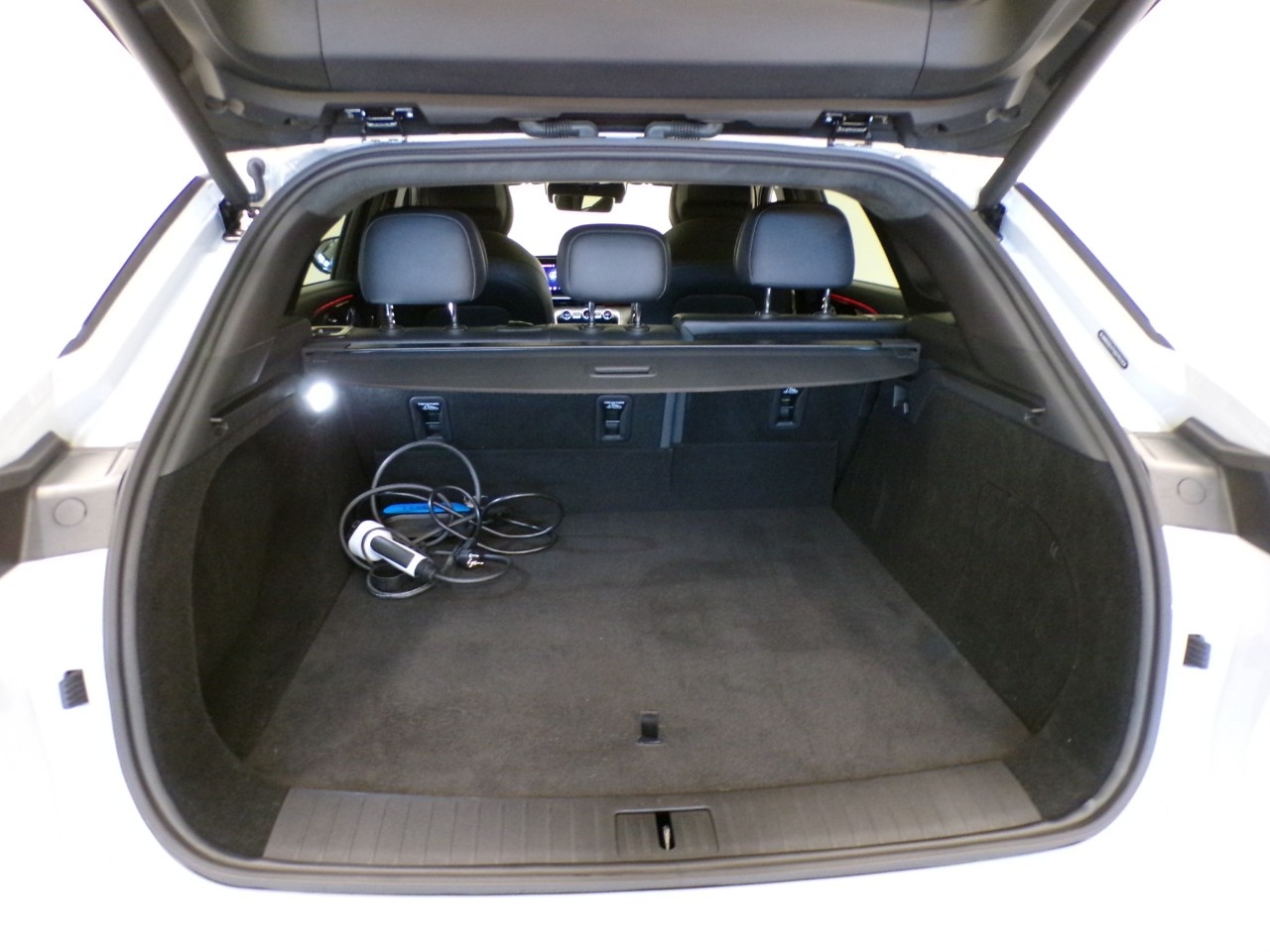 Omoda Omoda 9 Omoda 9 1.5 TGDi plug-in SHS Premium i-AWD DHT3 - 9