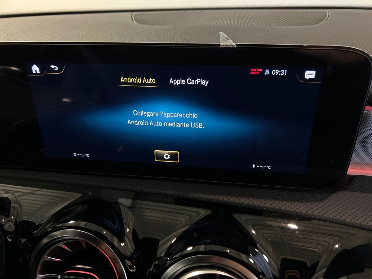 Mercedes Classe A Classe A 180 D Premium Night edition 8G-DCT - 12