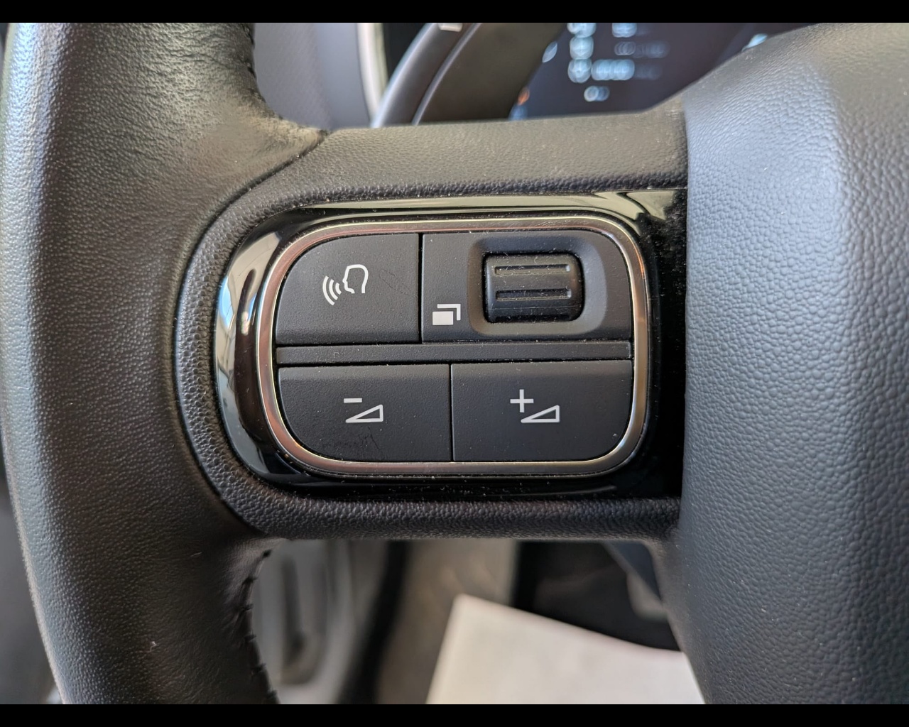 Foto CITROEN C5 Aircross 1.5 bluehdi Max s&s 130cv eat8 N1