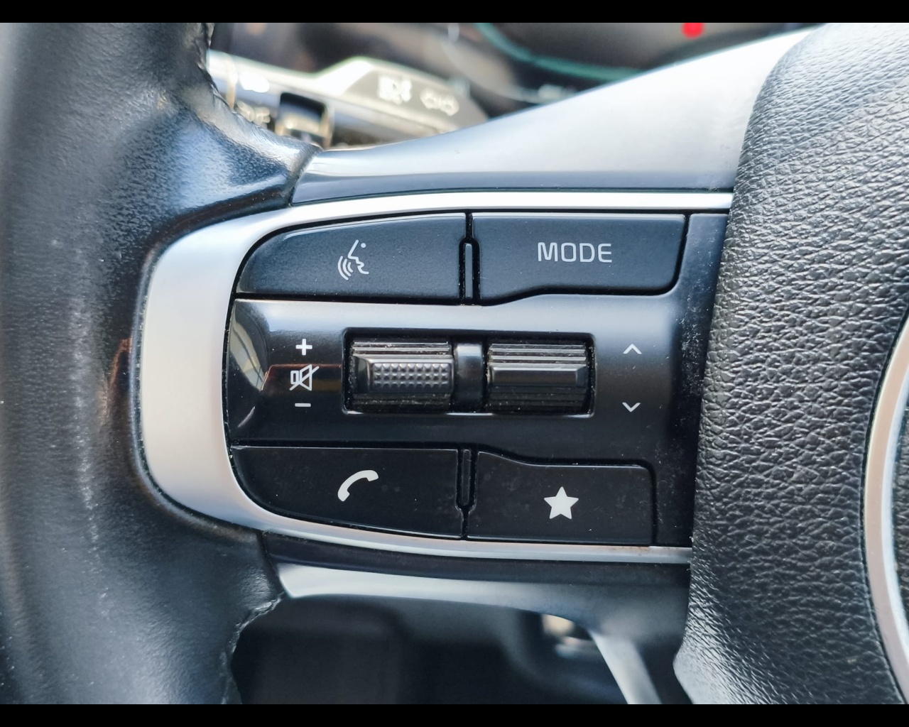 Foto KIA Sportage 1.6 tgdi mhev Business imt