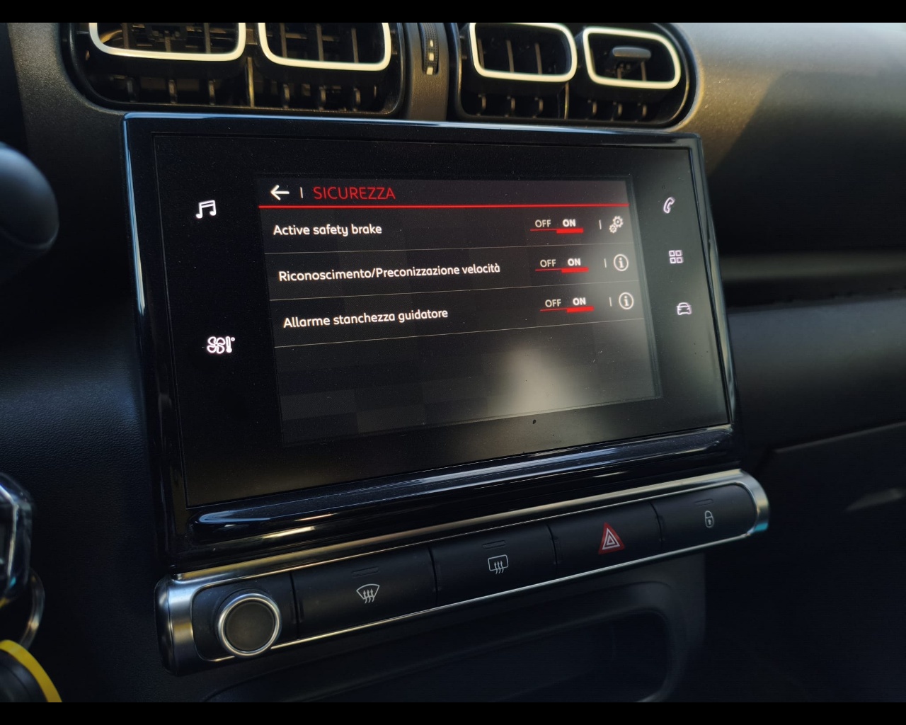 Foto CITROEN C3 Aircross 1.2 puretech Feel 82cv 