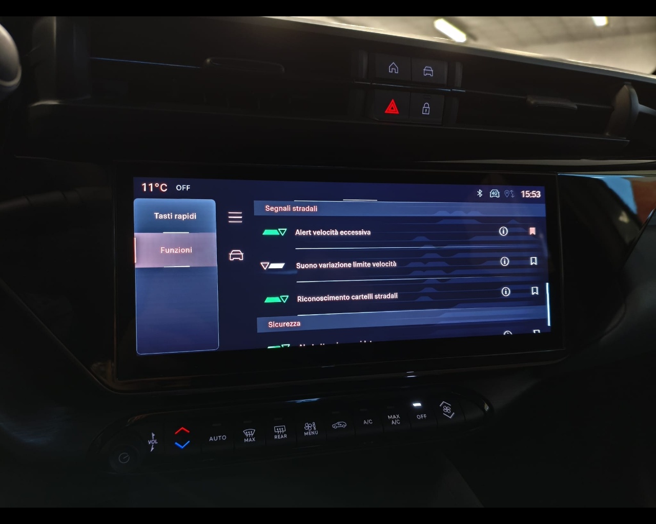 Foto ALFA ROMEO Junior 1.2 ibrida 145cv edct6