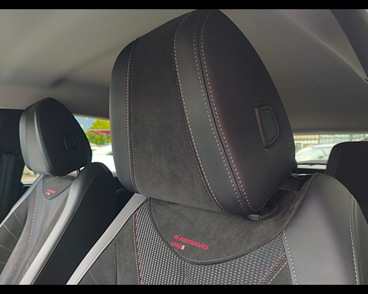 Foto DS DS4 1.5 bluehdi Performance Line+ 130cv auto