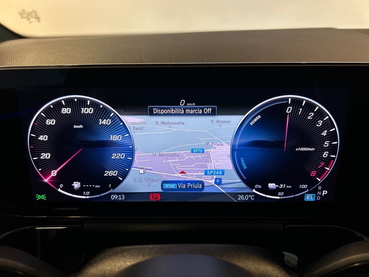 Mercedes  GLA 250 e Plug-In-Hybrid AMG Line Advanced Plus 8G-DCT - 13
