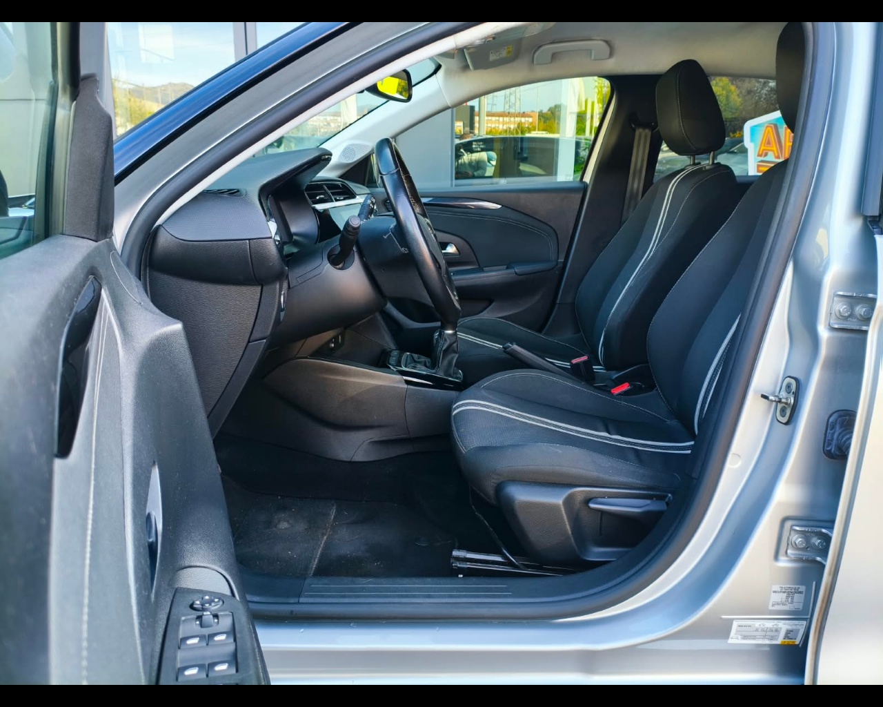 Foto OPEL Corsa 1.2 D&T s&s 75cv