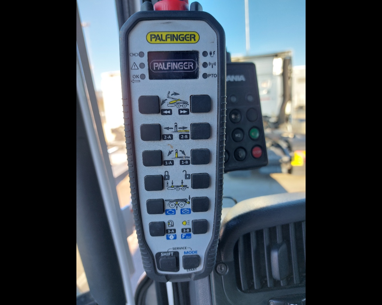 Scania Lungo Raggio LB 32 R 560 LB 8x2*6 HNB - 26