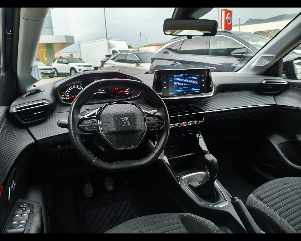 Foto PEUGEOT 208 1.2 puretech Active Pack s&s 75cv