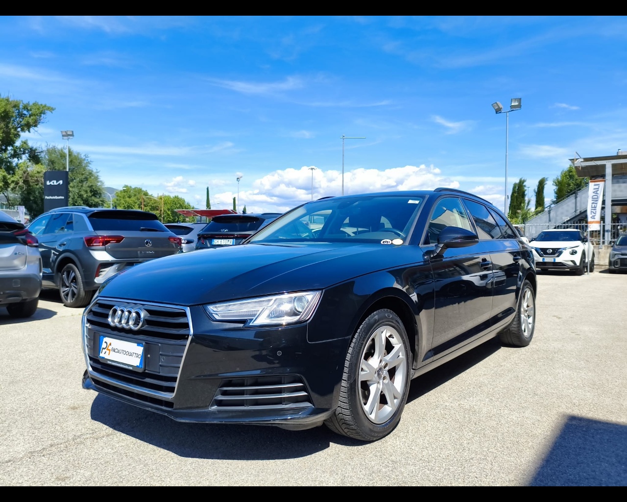 AUDI A4 Avant 2.0 tdi Business Sport 150cv s-tronic Usata