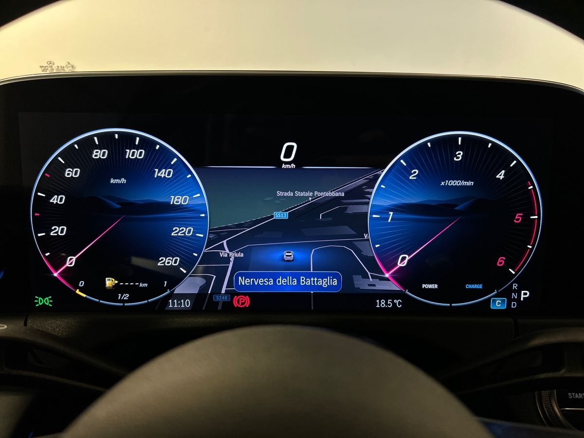 Mercedes  Classe E Station Wagon 220 d AMG Line Advanced 4Matic 9G-Tronic - 13