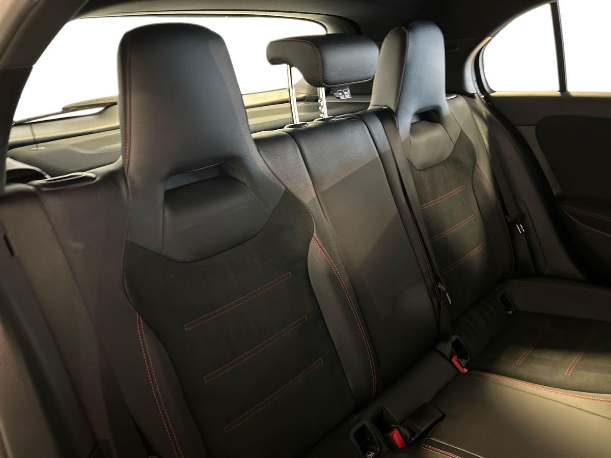 Mercedes Classe A Classe A 180 D Premium 7G-DCT - 16