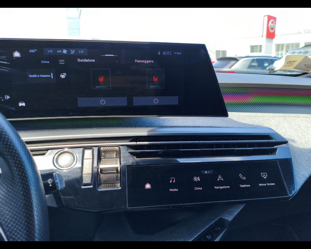 Foto PEUGEOT 3008 1.2 hybrid GT 145cv e-dcs6