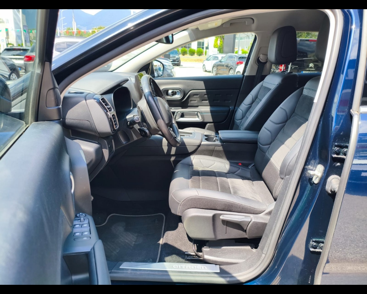 Foto CITROEN C5 Aircross 1.5 bluehdi Shine s&s 130cv eat8