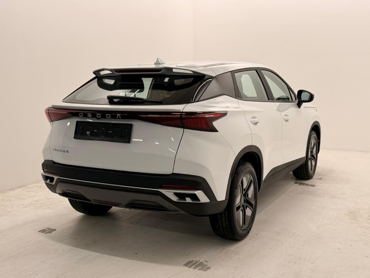 Omoda OMODA 5 5 - SHS-H 1.5TGDI - Pure - 6