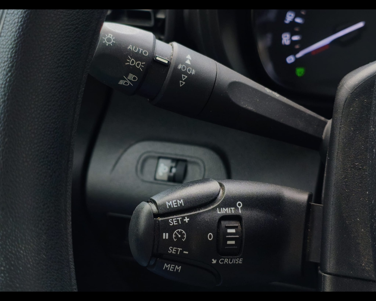 Foto CITROEN Berlingo combi N1 M 1.5 bluehdi 100cv S&S Feel m6