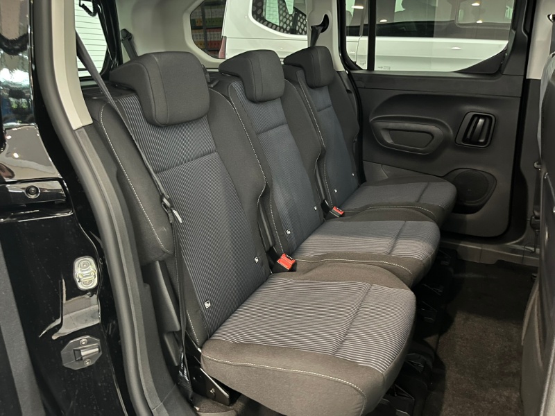 FIAT – Qubo L 1.5 Diesel 130 CV AT8 7 posti La Prima