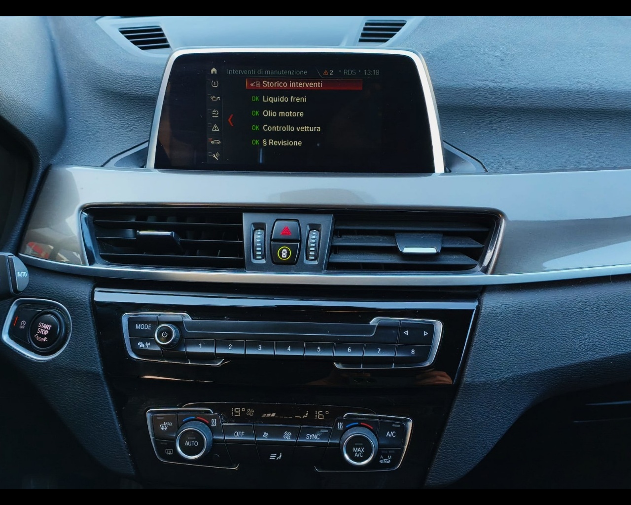 Foto BMW X1 sdrive18d xLine 