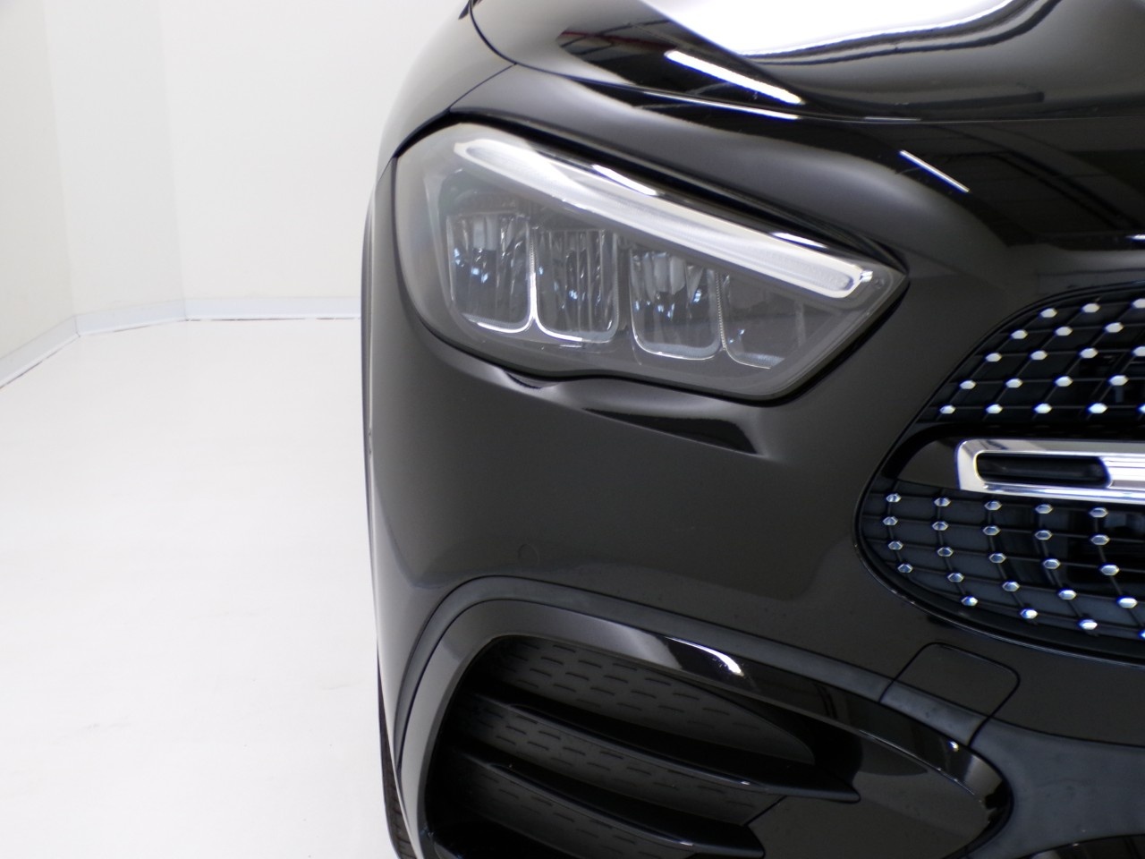 Mercedes  GLA 200 D AMG Line Advanced Plus 8G-DCT - 5