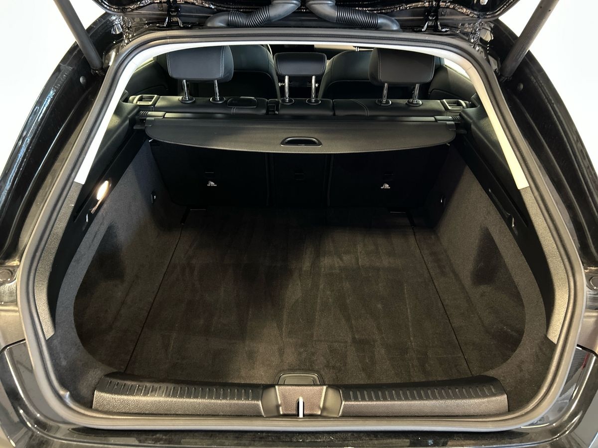 Mercedes  CLA Shooting Brake 180 D Advanced 8G-DCT - 8