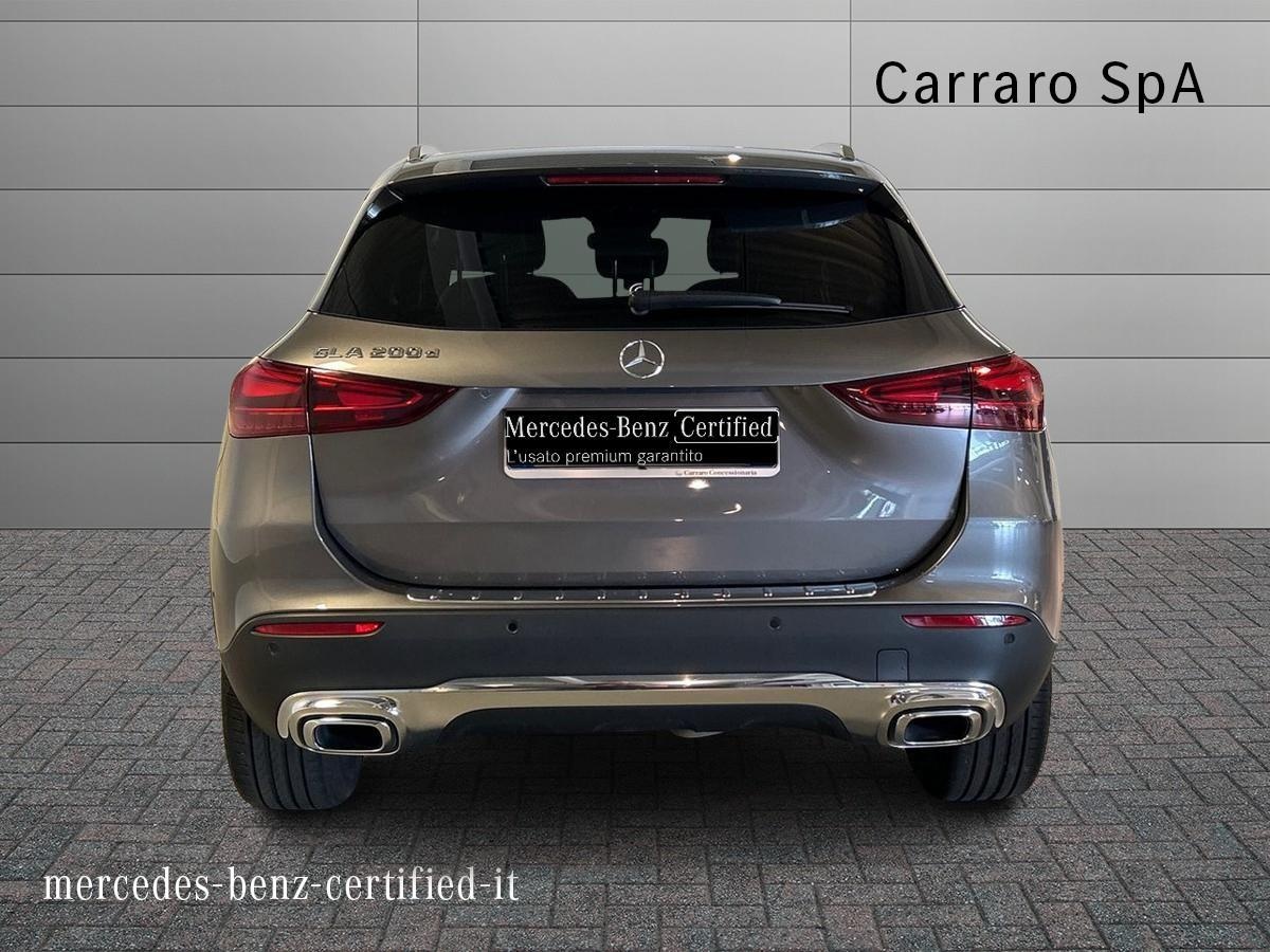 Mercedes GLA GLA 200 D Progressive Advanced Plus 8G-DCT - 4