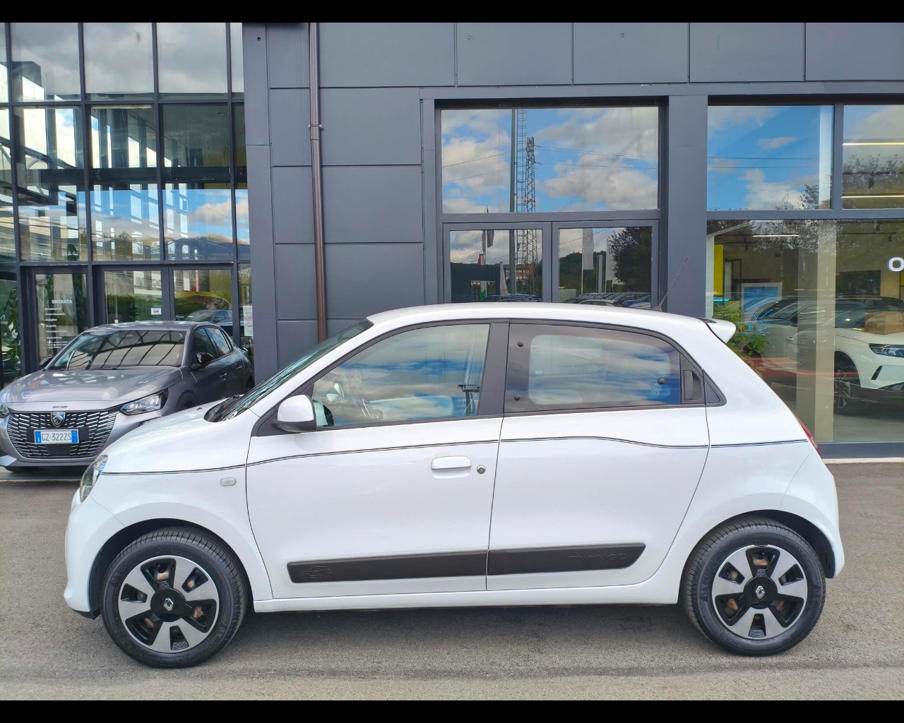 Foto RENAULT Twingo 1.0 sce Lovely2 s&s 69cv