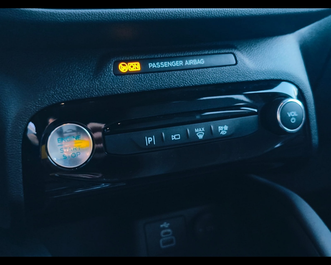 Foto FORD Kuga 2.5 full hybrid ST-Line X 2wd 190cv cvt