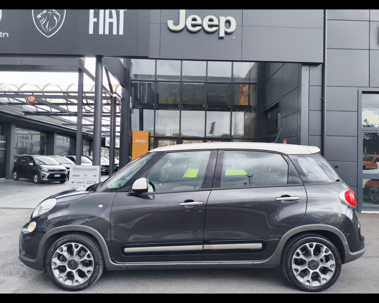 Foto FIAT 500L 1.6 mjt Trekking 120cv E6 (leggere descrizione)