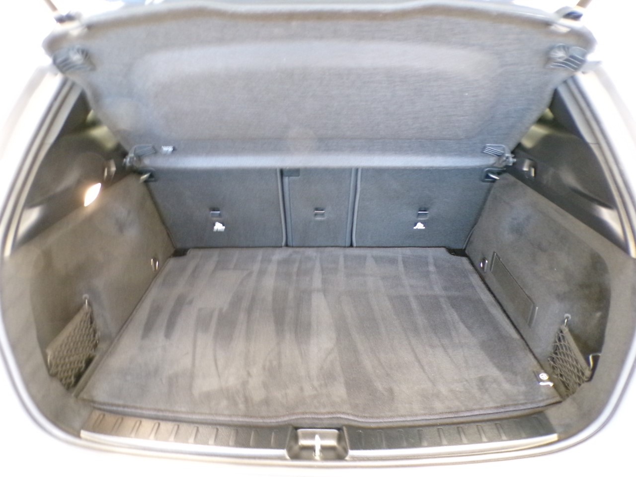 Mercedes  GLA 200 D AMG Line Advanced Plus 8G-DCT - 9