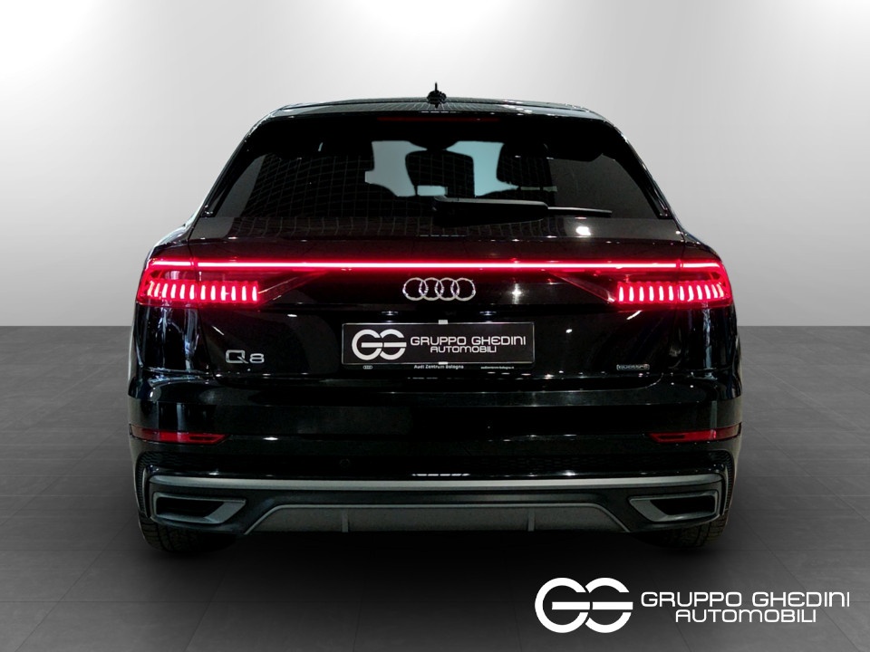 AUDI Q8 50 3.0 tdi mhev quattro tiptronic Ibrida usato - 4