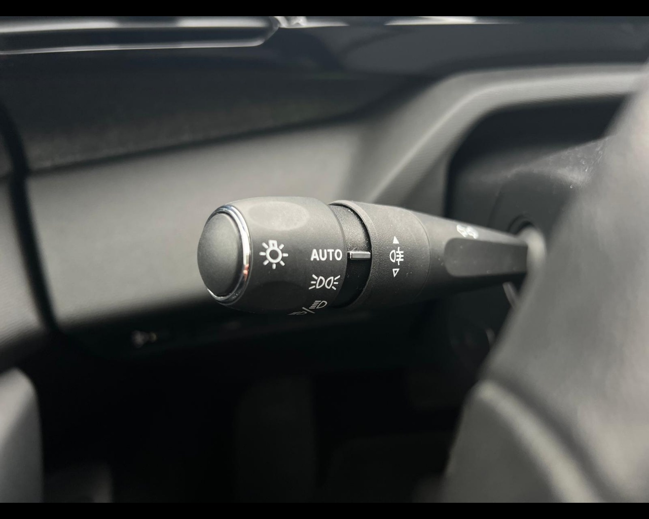 PEUGEOT Nuova 408 – PureTech 130 S&S EAT8 Allure Pack Benzina Aziendale - 10